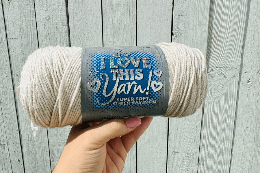 reading yarn label